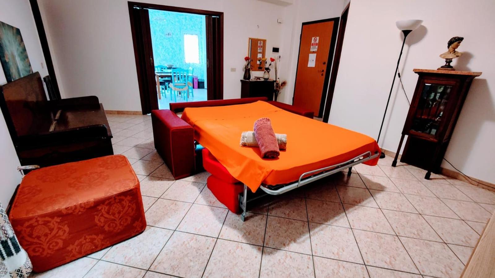 La Casa Del Viale Apartman Solarino Kültér fotó