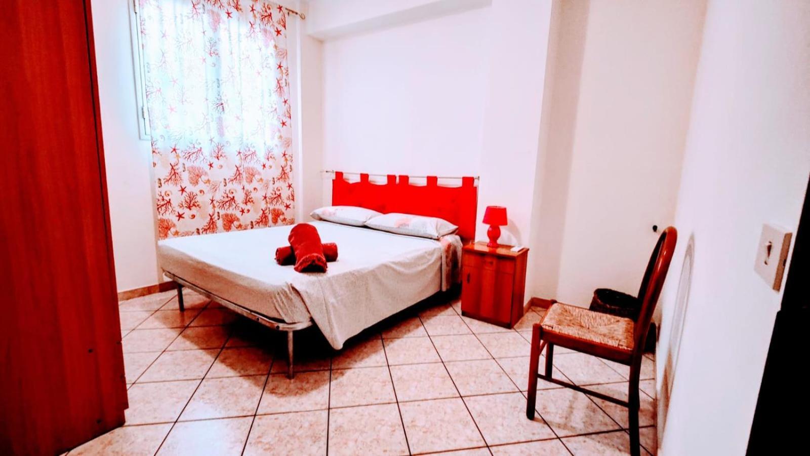 La Casa Del Viale Apartman Solarino Kültér fotó